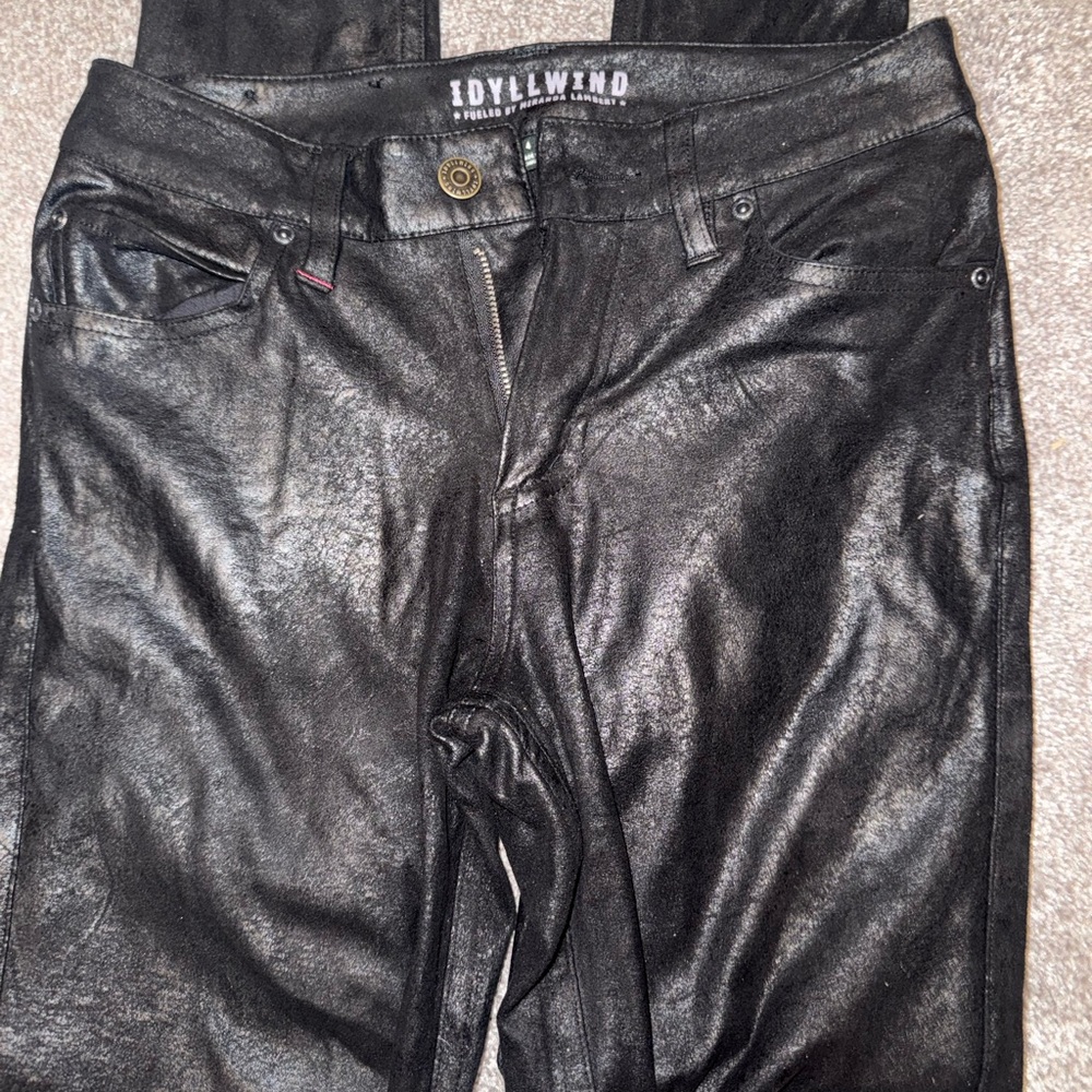 Idyllwind Women's Glossy Black Skinny Jeans